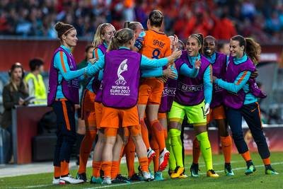 Wiegman jubelt: Negen uit drie had ik nooit durven dromen