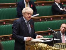 Britten beginnen volgende week al met vaccineren: waarom zij wel en wij niet?