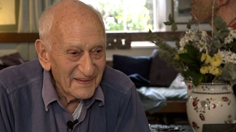 De Britse arts Jack Preger (86) kreeg in de jaren zeventig al sterke signalen dat Bengaalse kinderen achter de rug van hun ouders om ter adoptie werden aangeboden. Beeld sigrid deters