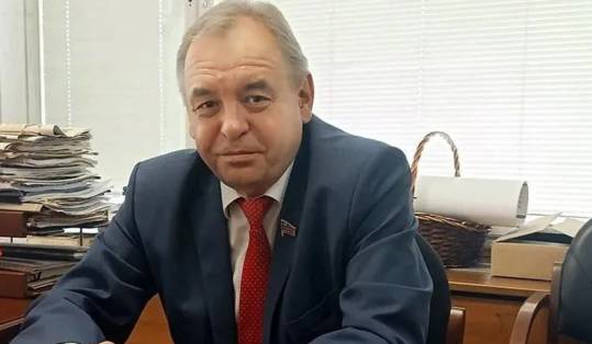 Voor het eerst trekt Russisch parlementslid aan alarmbel over oorlog in Oekraïne: ‘Onze economie kan het niet meer aan’
