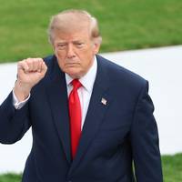 Opvallende koerswijziging: Trump sluit deal met Poetin voor Russische diesel om zo de prijzen te drukken voor de midterms