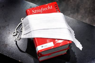 Een zedendag op de rechtbank: Ontkennen is makkelijk
