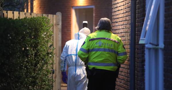 Man ernstig gewond bij steekpartij in huis Rijswijk: verdachte opgepakt - BD.nl