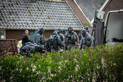 Politie onderzoekt betrokkenheid bewoners bij methlab in Drempt