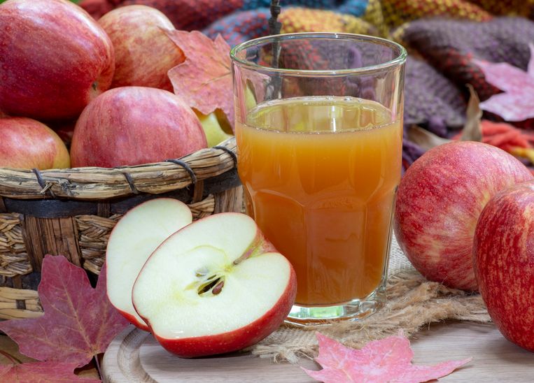 Zowat elk kind lust appelsap, zelfs de moeilijkste drinkers. Maar welk sap koop je het best? 