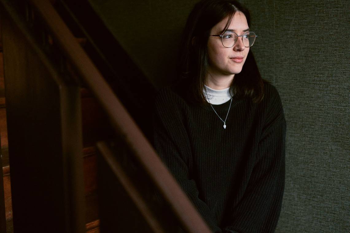 ‘Van de administratie alleen al krijg je een burn-out’: eerst ziek uitvallen, dan verdrinken in formulieren