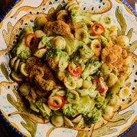 Creatief zijn met springrolls en een herfstige cake met pruimen: dit is ons weekmenu