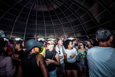 Free Your Mind blijft binnen de geluidsnorm; wel  klachten, ook over klagers