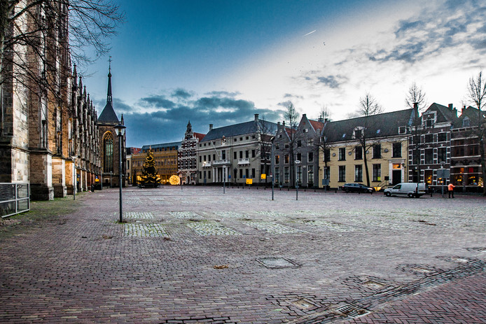 Afbeeldingsresultaat voor grote kerkhof deventer