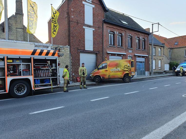Brandweer en politie kwamen ter plaatse.