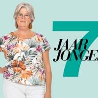 Van grijs naar rood: Anne (60) benadrukt zo haar sterke kant