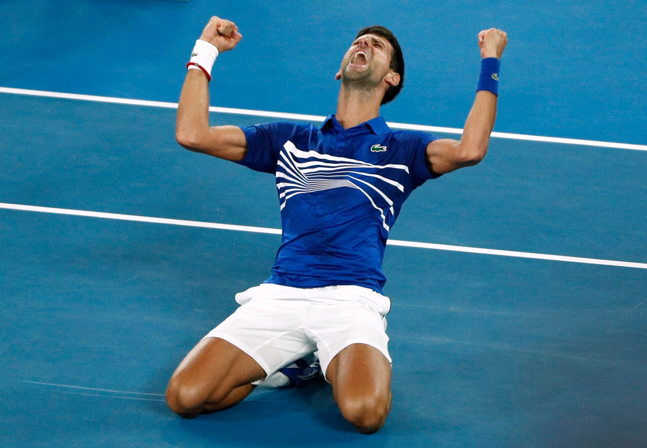 Superieure Djokovic pijnigt Nadal en wint voor zevende ...