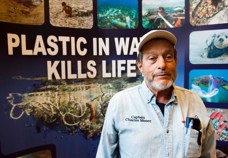 Plastic soep-ontdekker Moore houdt hoop - maar heeft geen goed woord over voor Boyan Slat - Trouw