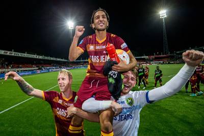 El Khayati mag bal meenemen: 'Had ik mijn familie beloofd'