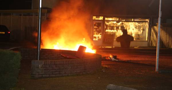 Branden op straat, dat is niet wat de burgemeesters willen in aanloop naar de jaarwisseling - BD.nl