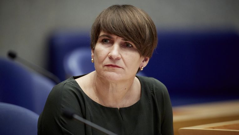 Ploumen Toont Dozen Vol Onderzoek Over Effect Ontwikkelingshulp De Volkskrant