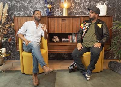 Cabaretiers Fuad Hassen en Mo Hersi: Waarom horen we niets over Michael Jacksons aap Bubbles?