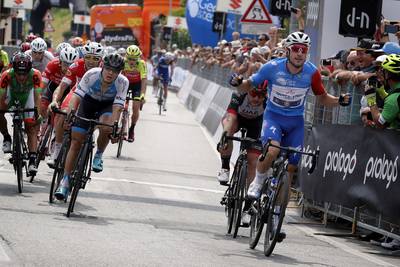 Viviani maakt werk Terpstra af in Italië