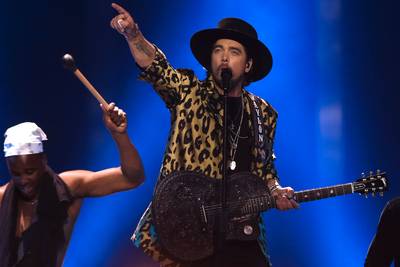 Hij doet het! Rocknummer Waylon goed genoeg voor finale