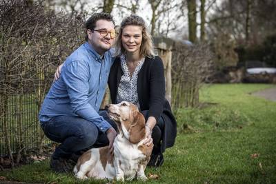 Zieke Nick Rikhof (30), die nog zo graag een bruiloftsfeest wilde, nu toch overleden