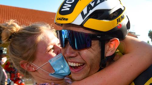 Hoe Sarah De Bie haar Wout de Tour met een prachtige ritzege weer in de armen zag sluiten