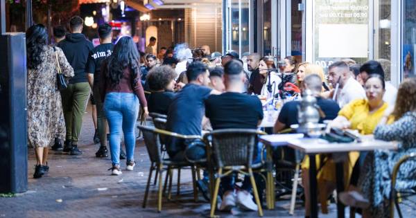 EINDHOVEN - Woensdag werd de Kruisstraat nog opgeschrikt door een dodelijke steekpartij.