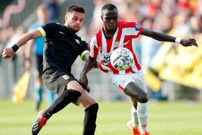 Bruma laat zich direct gelden bij debuut voor PSV