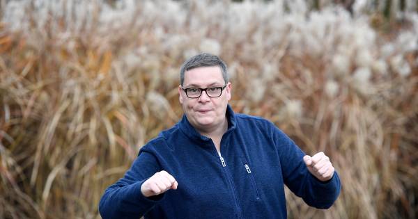 Hij jodelt en doet fietspompjes na: Udo (46) uit Nijmegen is ‘de leukste’ beatboxer van het land