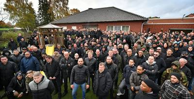 Satudarah-leden betuigen massaal steun aan voortvluchtige B.