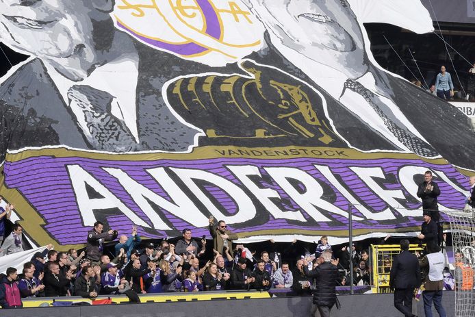 Anderlecht - Gent en Club Brugge - RC Genk op eerste ...