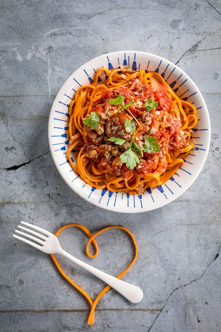 De lekkerste bolognese zonder vlees, die maak je zo Nina kookt Nina