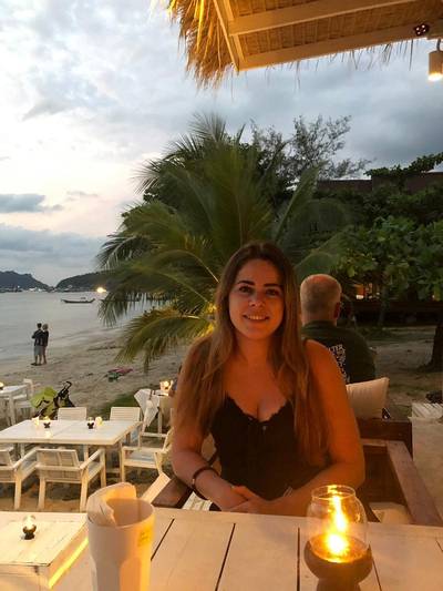 Nederlands stel beleeft helse uren tijdens vlucht voor Thaise storm