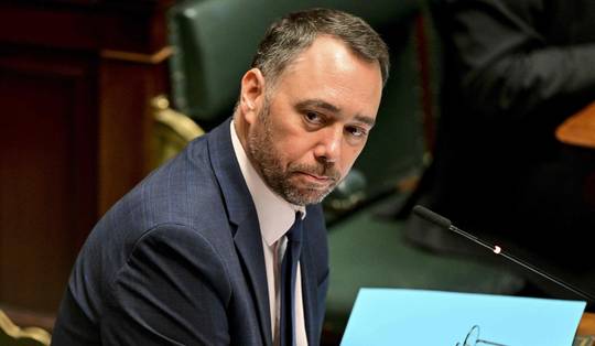 Live - Minister Prévot: Geen hulp bieden aan Golfstaten is ‘slecht politiek signaal’, Mahdi noemt dat ‘totaal absurd’