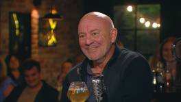 Primeur: Piet Huysentruyt kondigt theatervoorstelling aan