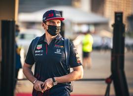 Zó ziet de moeder (46) van Max Verstappen (24) eruit
