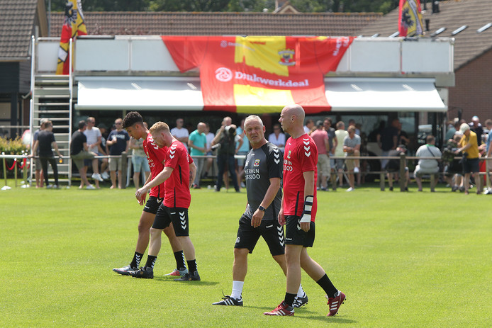 Nieuw Begin Met Oude Wonden Voor Go Ahead Eagles Ga Eagles