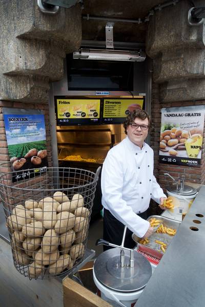 Schold Ratelband junior agenten uit? Of was het toch een ander?