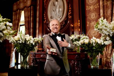 Angela Groothuizen trouwt Gordon