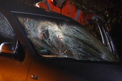 Aanrijding tussen auto en twee voetgangers, traumaheli rukt uit naar Landhorst