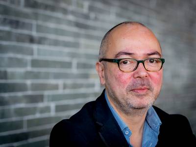 NPO-tv-baas Frans Klein: Het zijn jouw woorden dat ik overwoog naar RTL te gaan