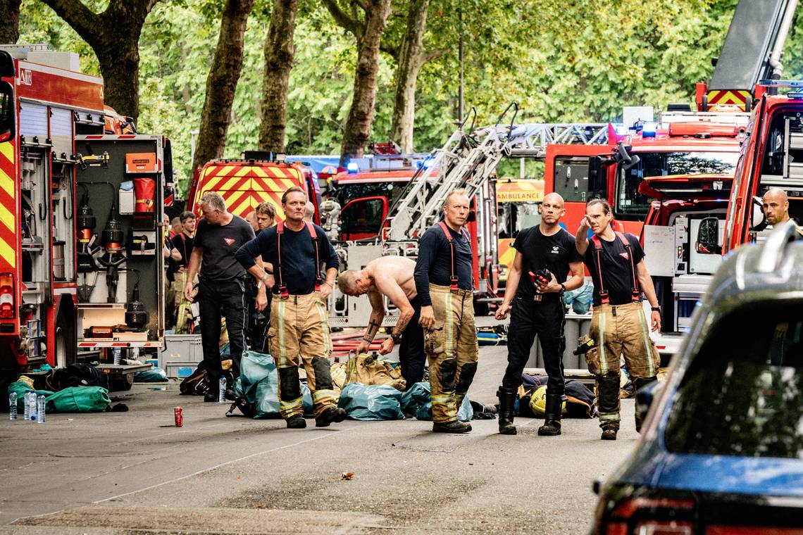 ‘Dit gaat een blijvende impact hebben op onze buurt’: buurtbewoners in shock na brand op Antwerpse Linkeroever