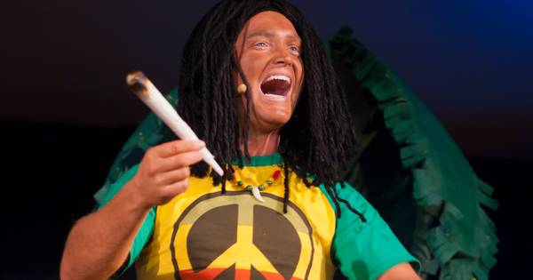 Twentse humor op Doar'n Oamd in Noord Deurningen - Tubantia