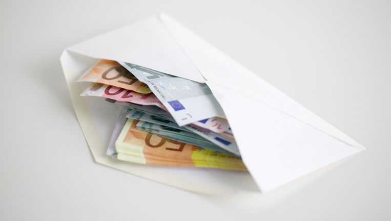 Kunnen wij nabestaanden geld geven op een begrafenis? | Trouw