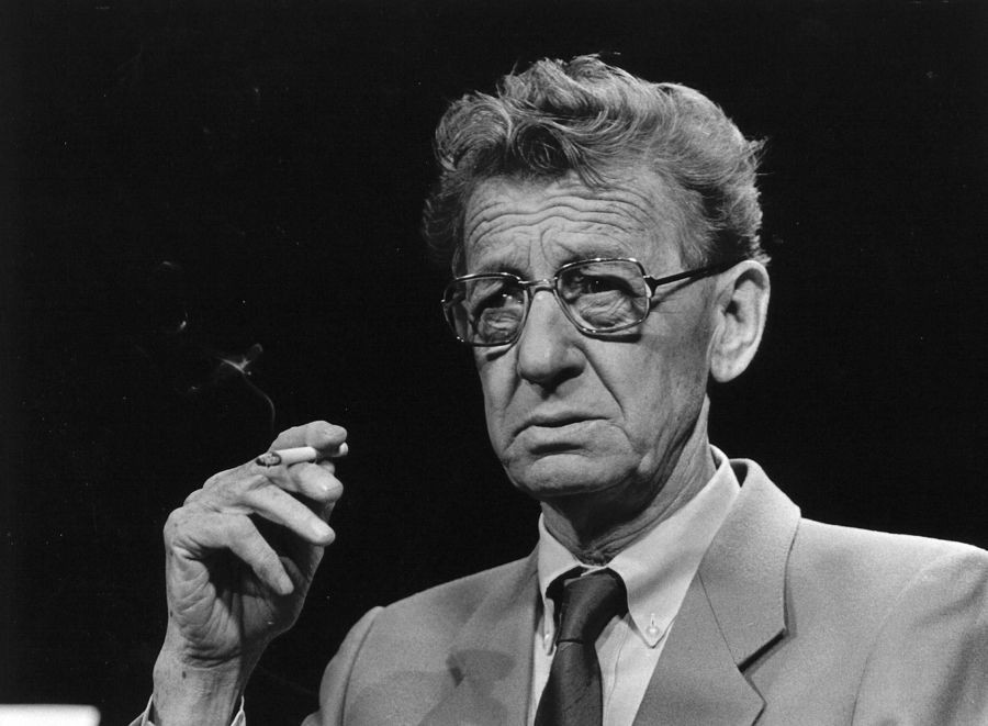 Beeld Simon Carmiggelt en vrouw gestolen Foto AD.nl