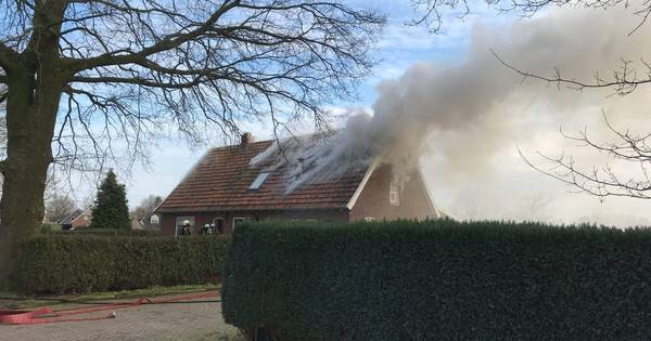 Woning in Harbrinkhoek loopt flinke schade op door grote brand - Tubantia