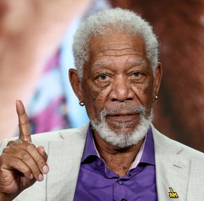 Morgan Freeman tovert landgoed om tot bijenwalhalla