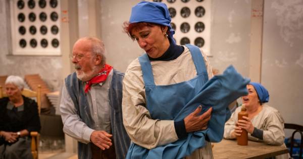 Toneelgroep Hemmen trekt meer bezoekers dan het dorp inwoners telt