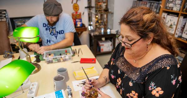 Wendy's Miniatures in Budel: clubhuis en winkel in één - Eindhovens Dagblad