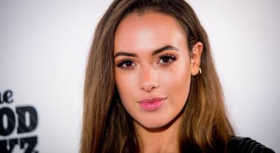 Jan doet dutje met dochter en Zoey Ivory heeft vrij weinig aan