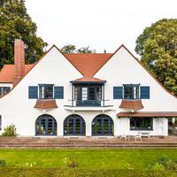 Niks mis met een goede kopie: binnenkijken in de Franse villa van Tom en Katrien